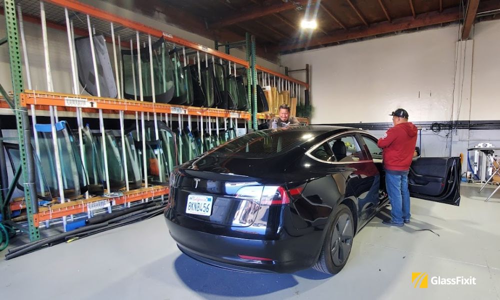 Affordable Auto Glass Repair Service